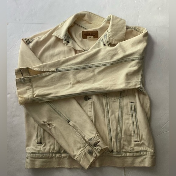 Ralph Lauren distressed white denim jacket lg. - Picture 8 of 16